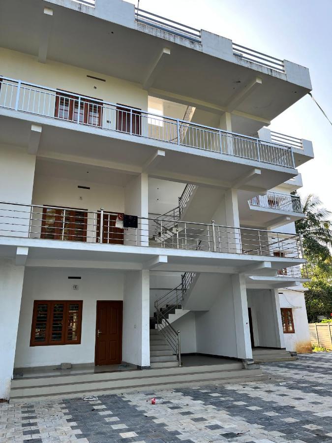 Wayanad Biriyomz Residency, Kalpatta, Low Cost Rooms And Deluxe Apartment Exterior foto